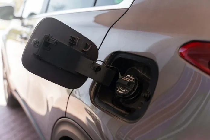 Auto GPL, perché sono sempre più popolari? Solo per i prezzi alla pompa