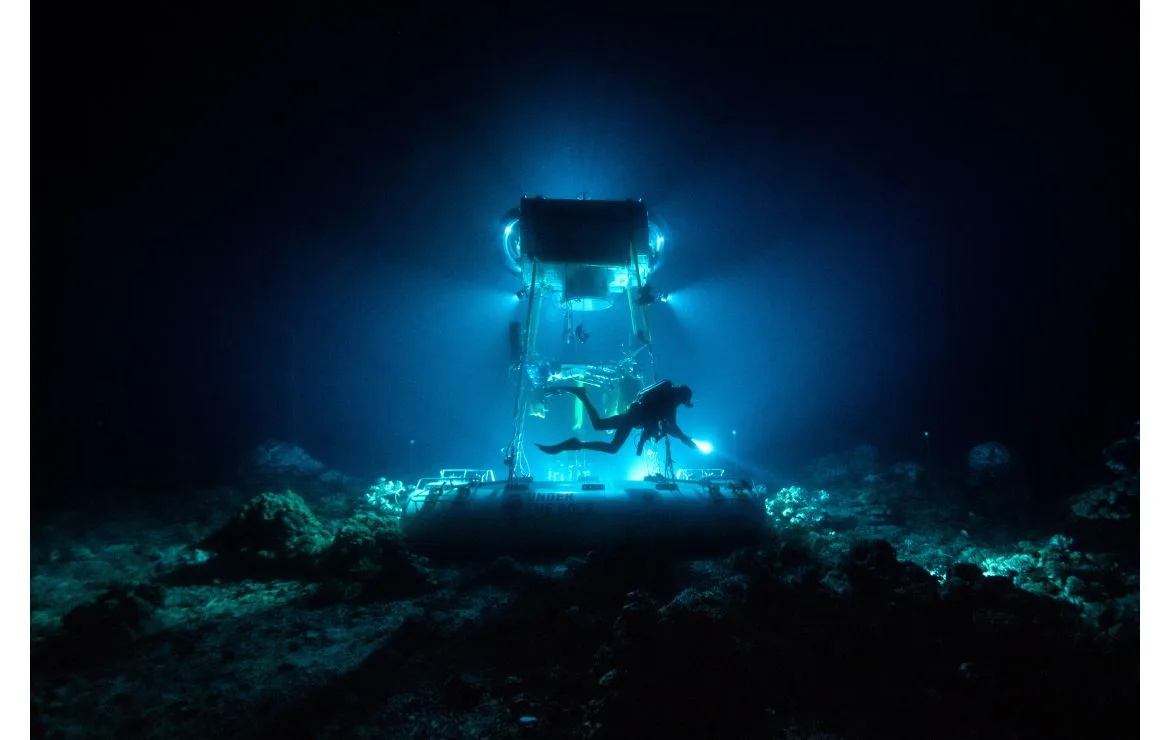 Da Peugeot il sistema per la ricarica subacquea per il progetto Under the Pole