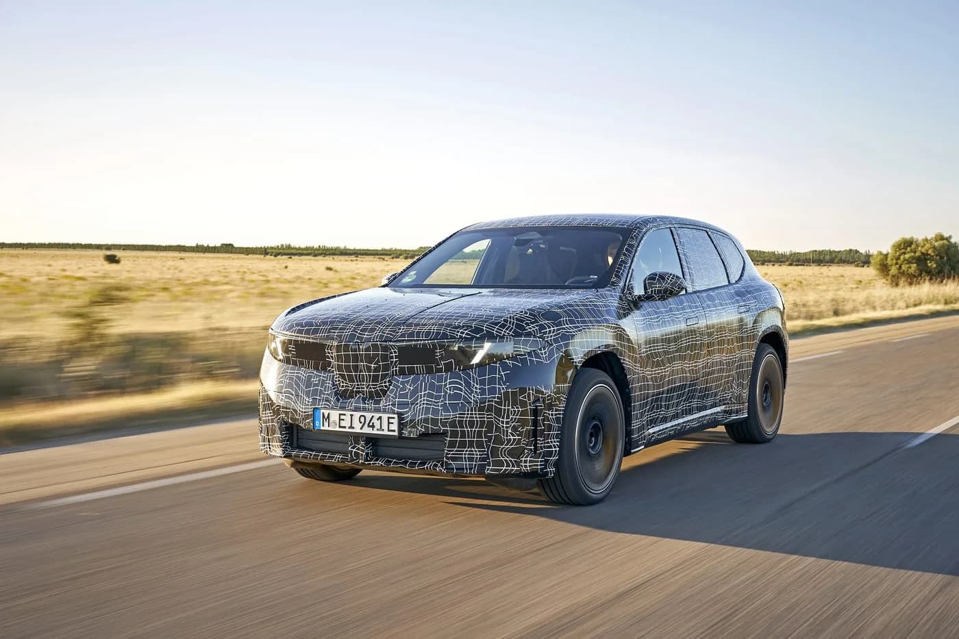 BMW iX3, il prototipo che promette bene