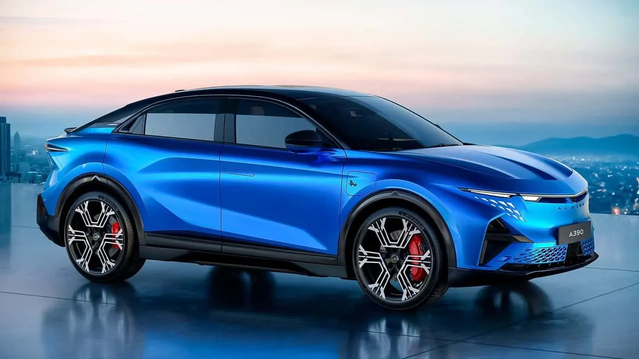Alpine A390, a metà strada tra una coupé e una crossover ma a zero emissioni