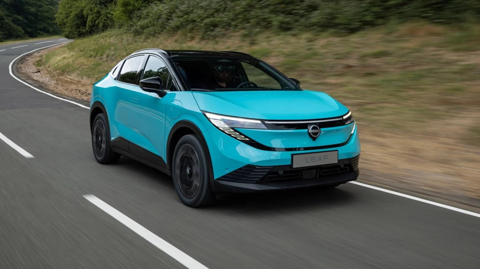 Nissan Leaf 2026, così alza il livello di prestazioni e autonomia