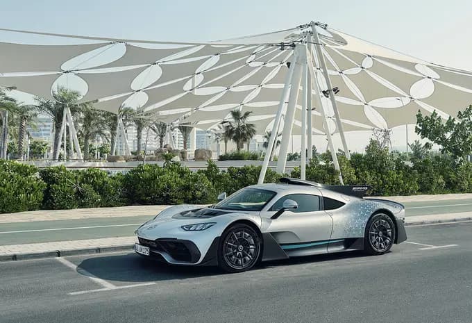 Mercedes-AMG One: la hypercar ibrida con tecnologia da Formula 1