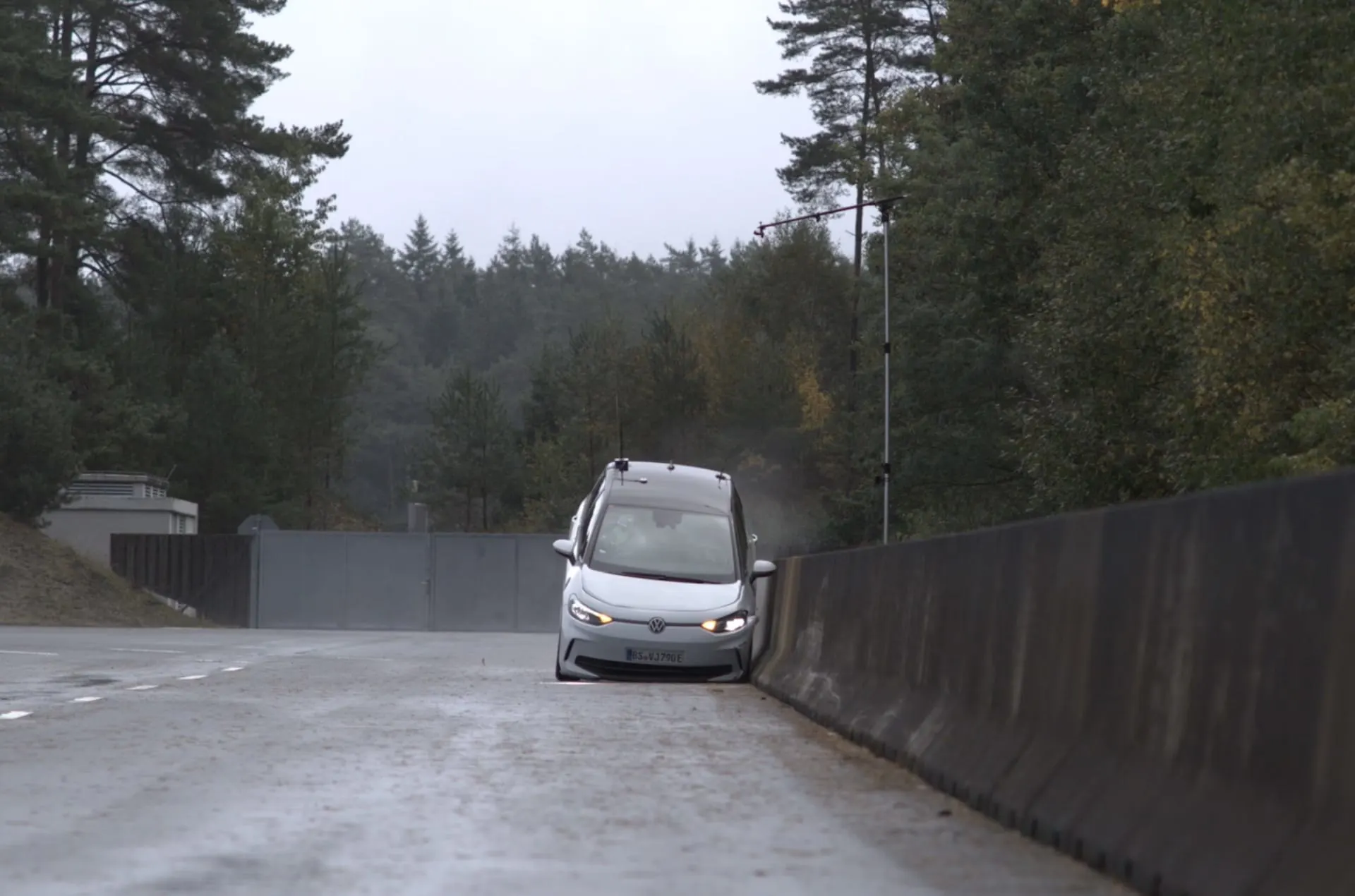 Come ti protegge un'auto in un incidente?
