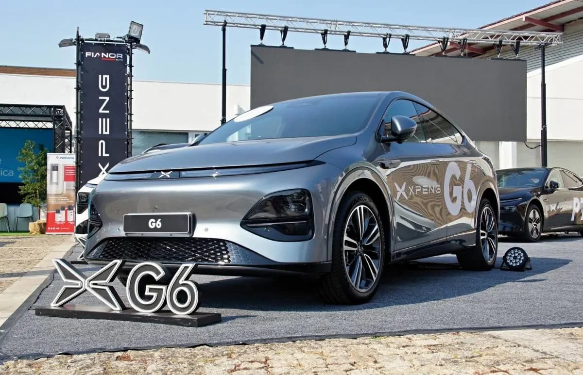 Xpeng tratta con Volkswagen per le fabbriche, ma c’è un problema: "Sono un po' vecchie"