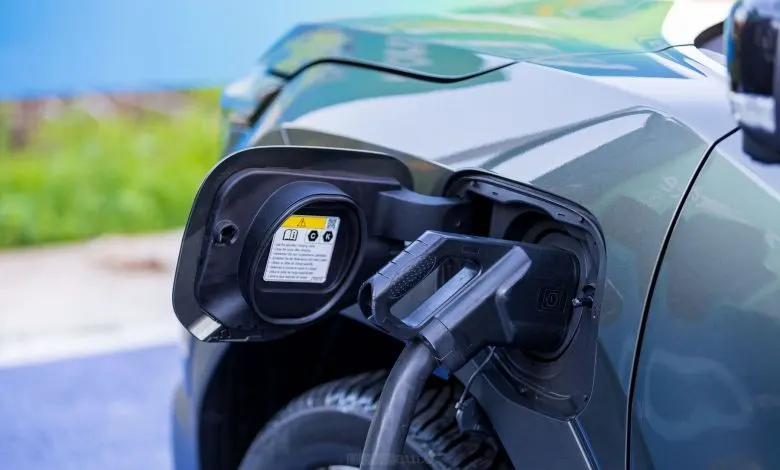 Incentivi distributori carburante: fino a 60.000 euro per colonnine e carburanti alternativi