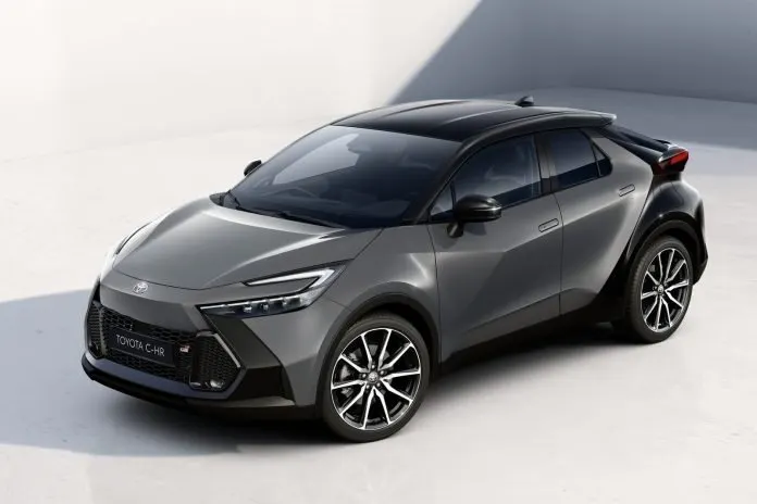 Toyota raddoppia le vendite di auto elettriche in Europa: bZ4X, C-HR+ e Urban Cruiser guidano la crescita